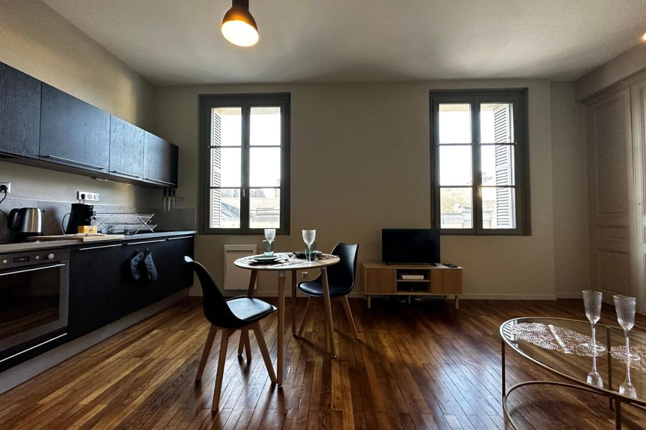 Le Magistral Beautiful One-Bedroom Apartment In The Historic Heart Of Tours Exterior foto